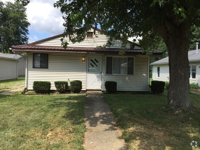 Building Photo - Updated 3BR Plain Township Ranch Rental