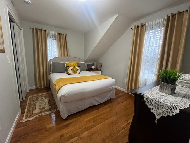 Photo - 99 De Pasquale Ave Unidad 1