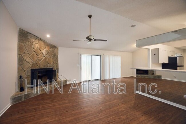 Building Photo - 3882 Springleaf Point