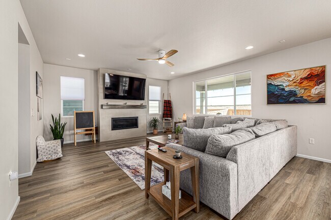 Photo - 9096 Uravan Ct