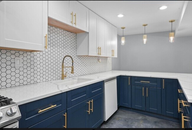 Photo - 1526 S St Louis Ave