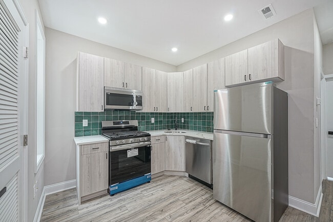Photo - 5116 Delancey St Unit 2