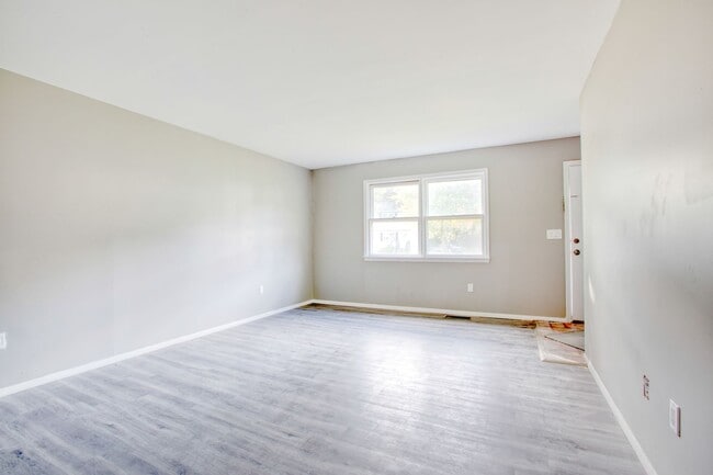 72 Ceasar Drive - Unit 3 (left)