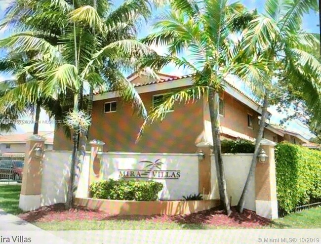 Photo - 550 NW 82nd Ct Condominio Unidad 386