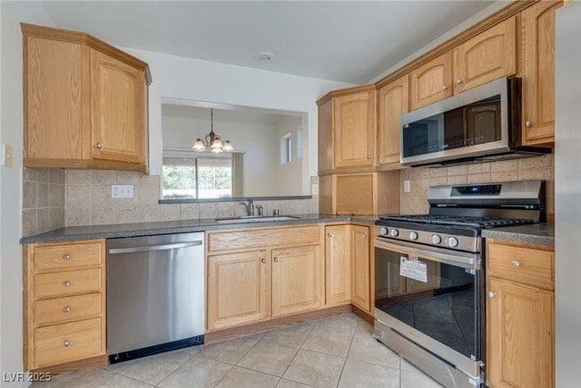 Photo - 10408 Leafgold Dr