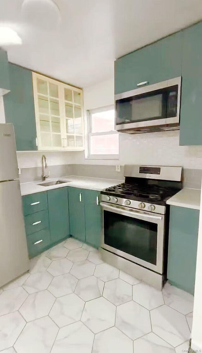 Photo - 37-26-37112 112th St Unit 2FL