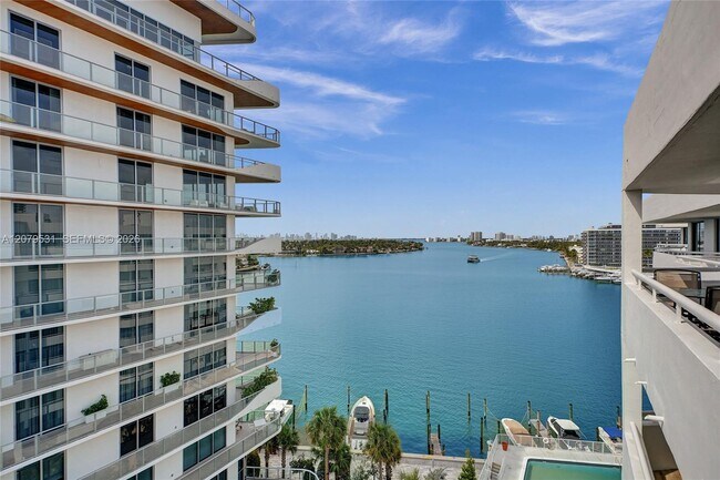 6820 Indian Creek Dr Unit 9A