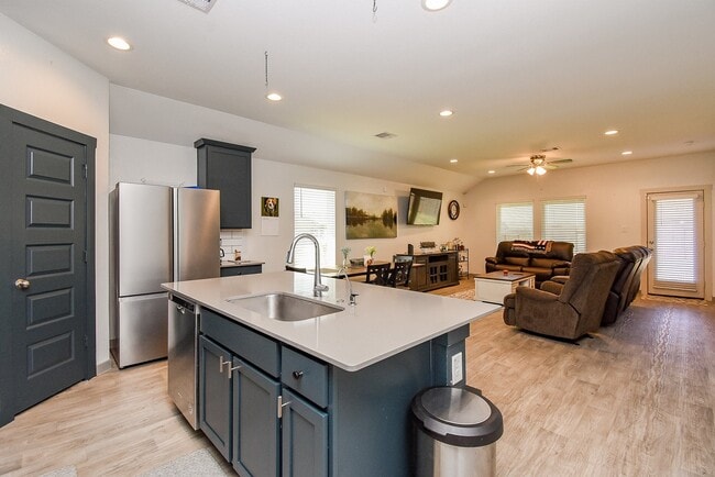 Building Photo - 8222 Hush Hts Dr