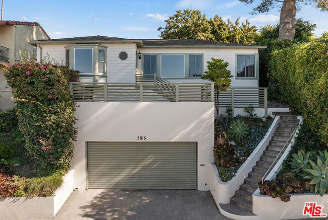 Building Photo - 3815 Franklin Ave