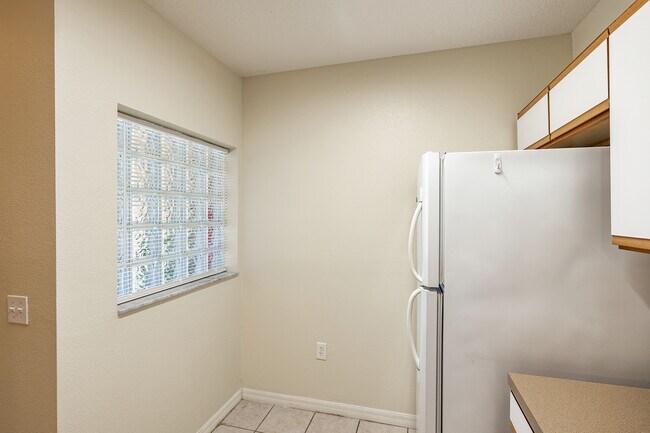Photo - 9506 Amberdale Ct