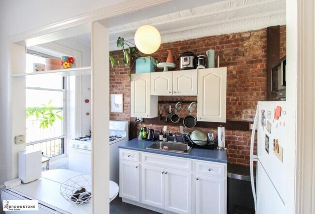 Building Photo - 1 bedroom in BROOKLYN NY 11231 Unit 3