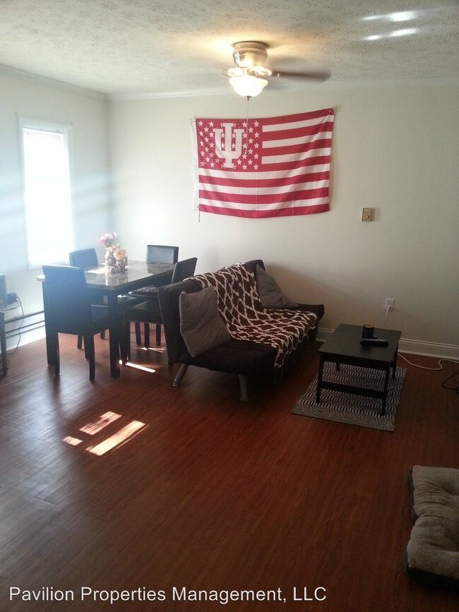 Photo - 400 S Henderson St