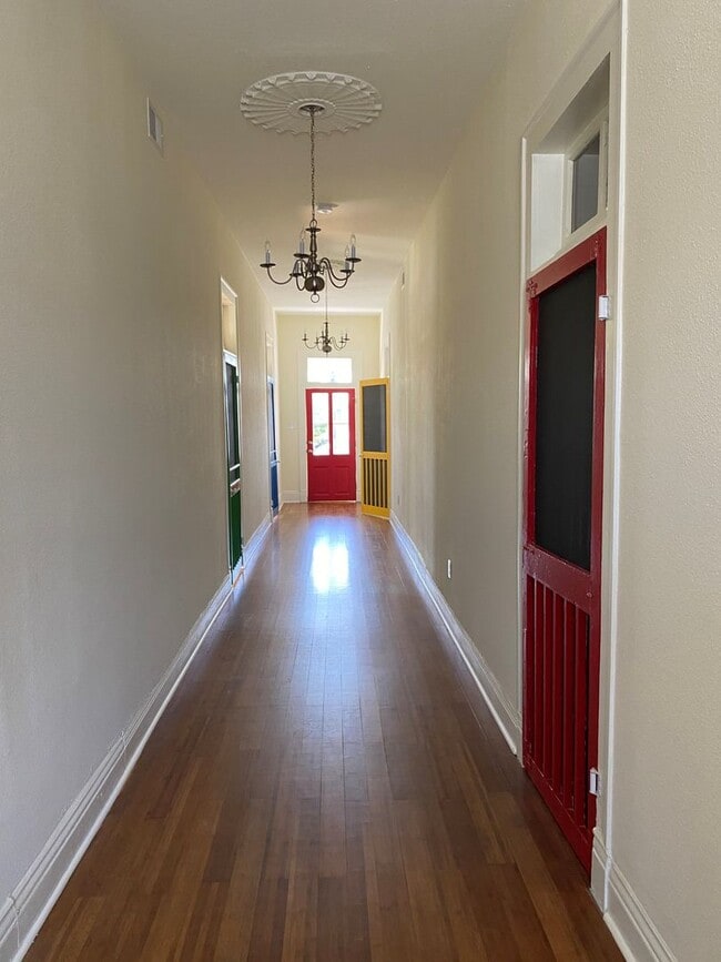 Photo - Newly Renovated Units in Historic Building Unit 3233 Loyola Ave - #05