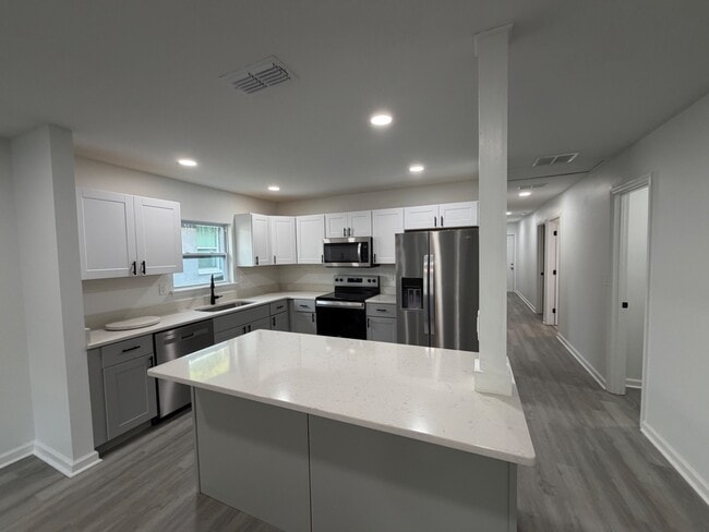 Photo - 1523 NE 1st Ave
