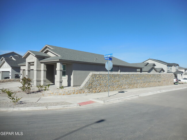 Photo - 12817 Giovanni Grajeda Ave