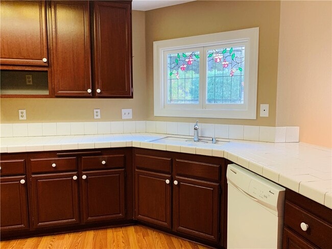 Photo - 23665 Meadcliff Pl