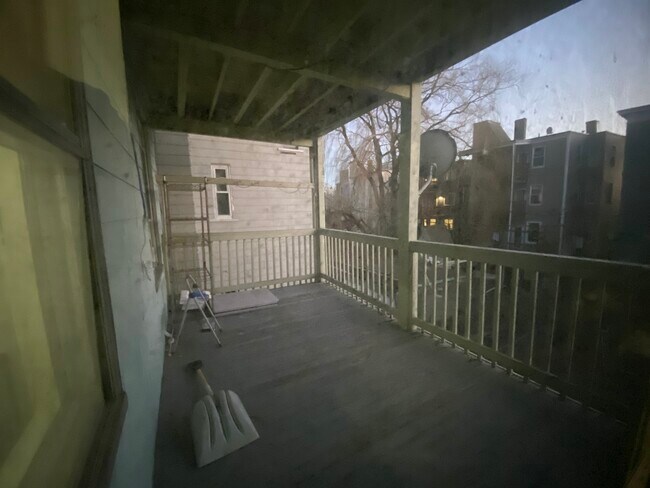20 Howell St Unit 2