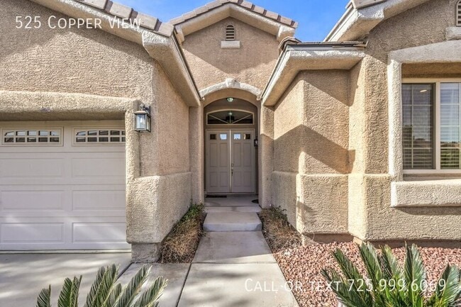 525 Copper View St