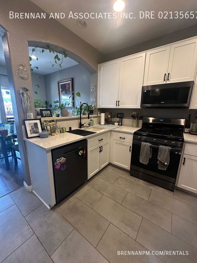 Photo - 1165 Latigo Cove Unit 3