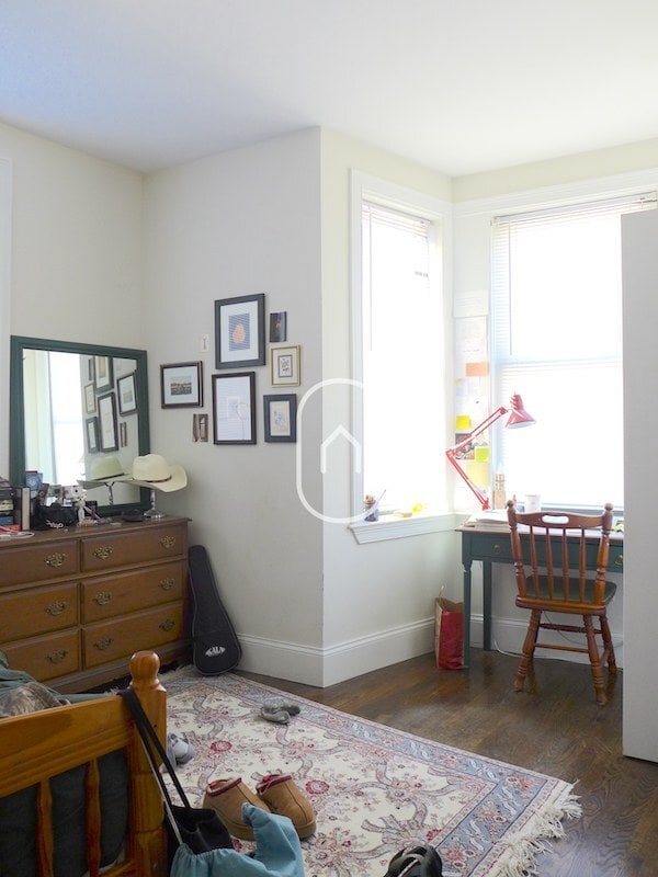 Photo - 130 Marcella St