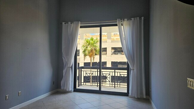 801 S Olive Ave Unit 418