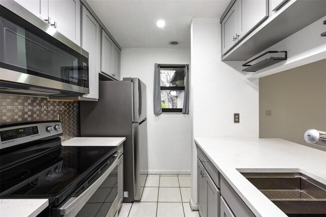 Photo - 9724 Hammocks Blvd Unit 203
