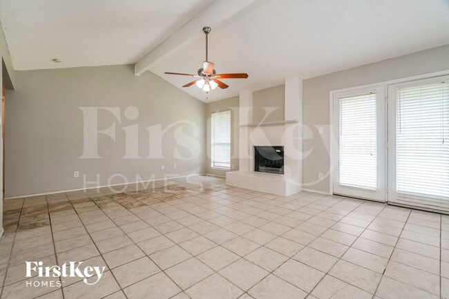Photo - 5304 Tamarack Ct