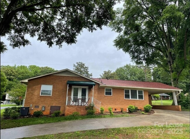 Photo - 113 Forest Dr