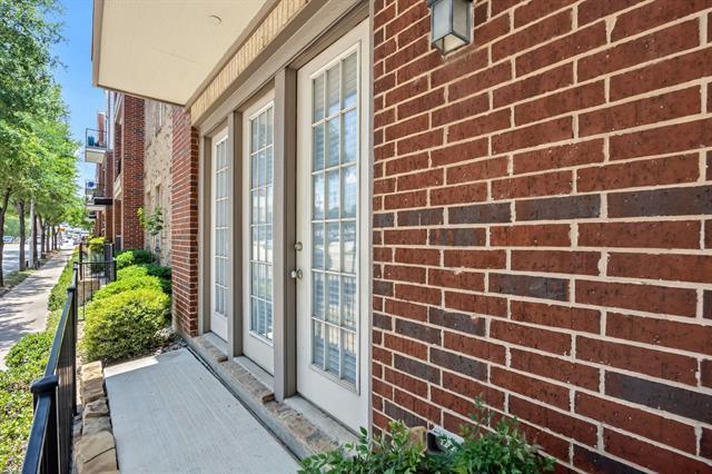 Photo - 950 Henderson St Unit 1104