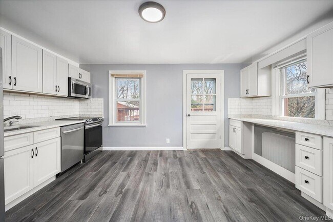 Photo - 319 Union Ave