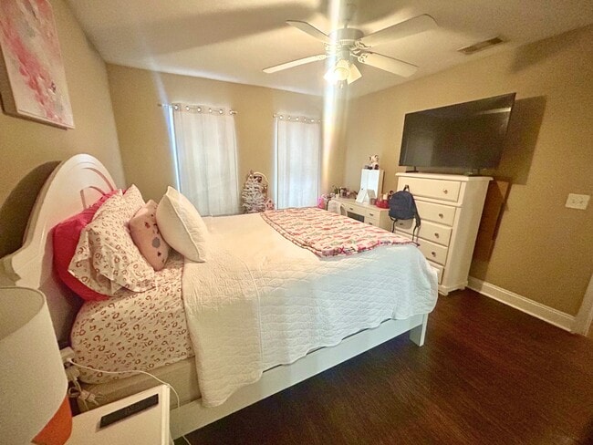 Photo - 117 Tuscany Trail