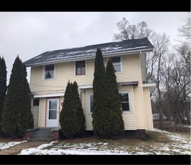 Building Photo - 201 N Independence Ave