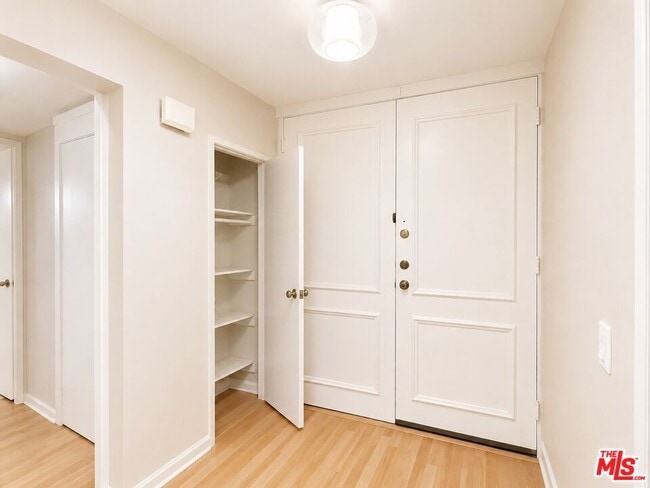 Photo - 5870 Green Valley Cir Unit 129