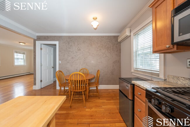 Photo - 121 Sciarappa St Unidad 2