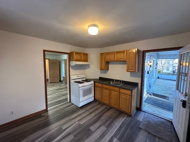 Photo - nbr214 Unit A