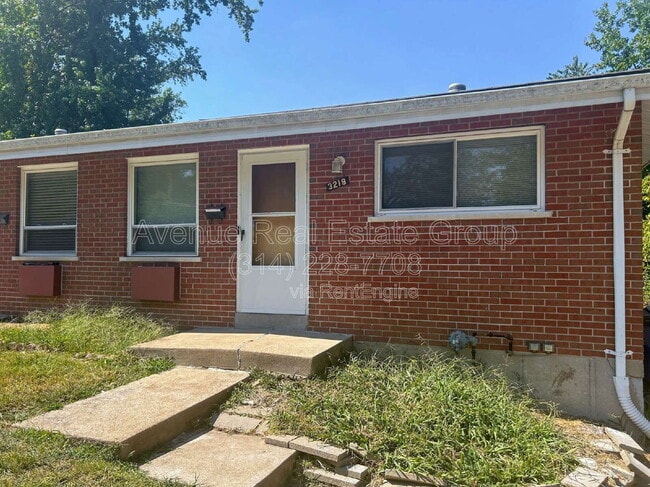 Building Photo - 3219 Buder Ct