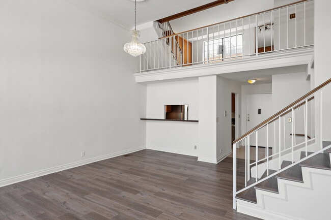 Photo - 8651 W Olympic Blvd