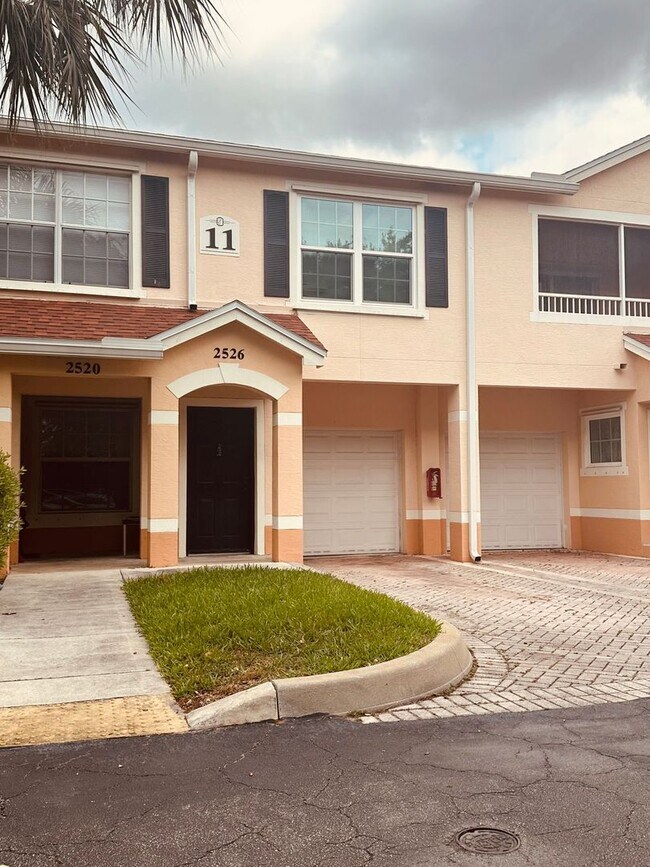 Photo - Palm Estates 2/2