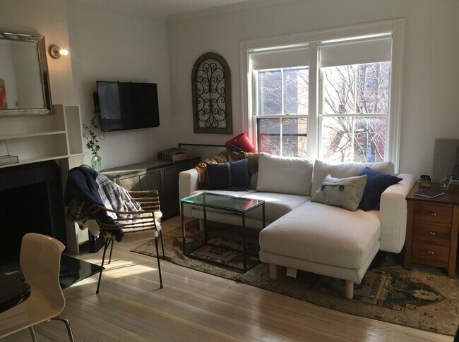 Photo - 336 Marlborough St Unidad 10