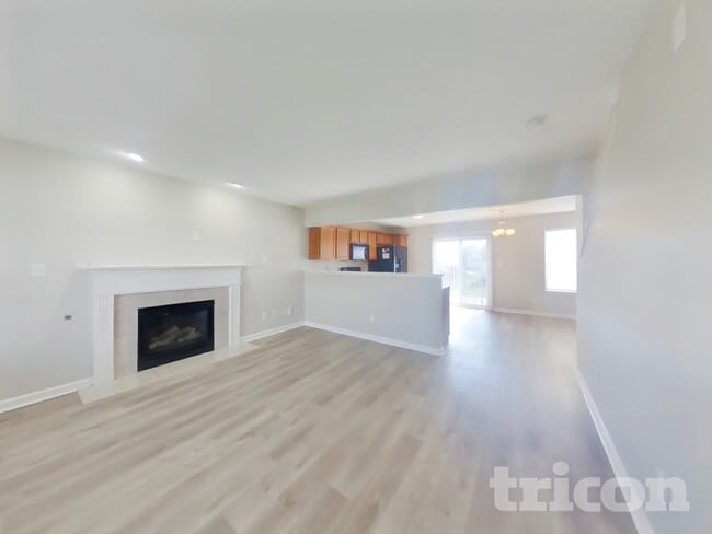 Photo - 1432 Dowell St