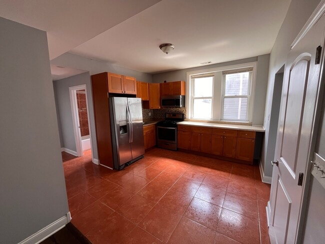 Photo - 5347-5353 W Belle Plaine Ave Unit 1E