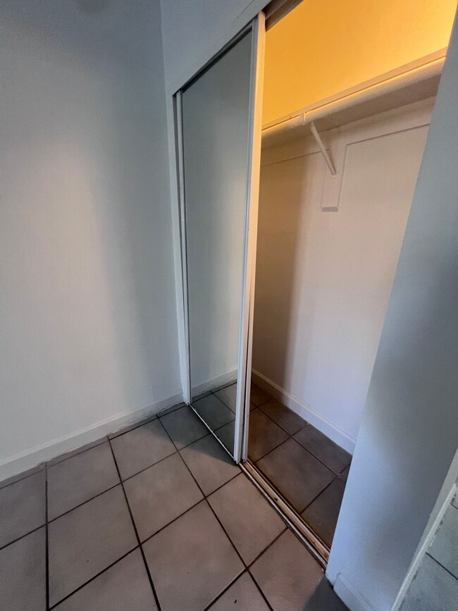 Photo - 220 NE 16th Ave