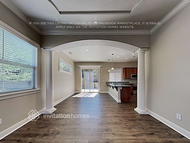 Photo - 6105 Via Presidio Ln