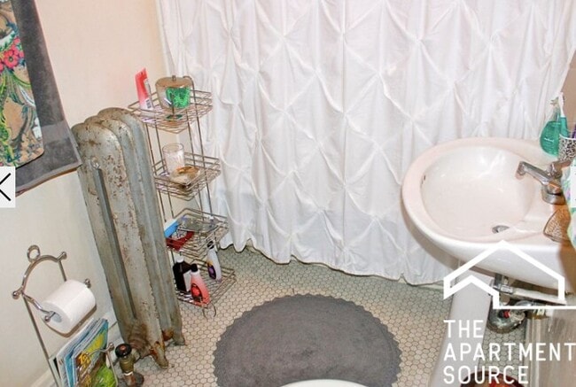 Photo - 634.5 W Arlington Pl Unit 5