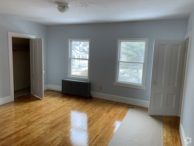 Building Photo - 27 Corbin St Unit 27B Rental