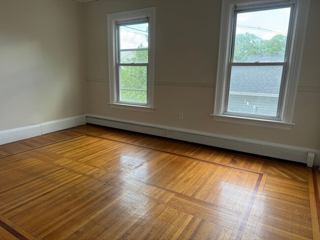 Photo - 986 Smith St Unit 2
