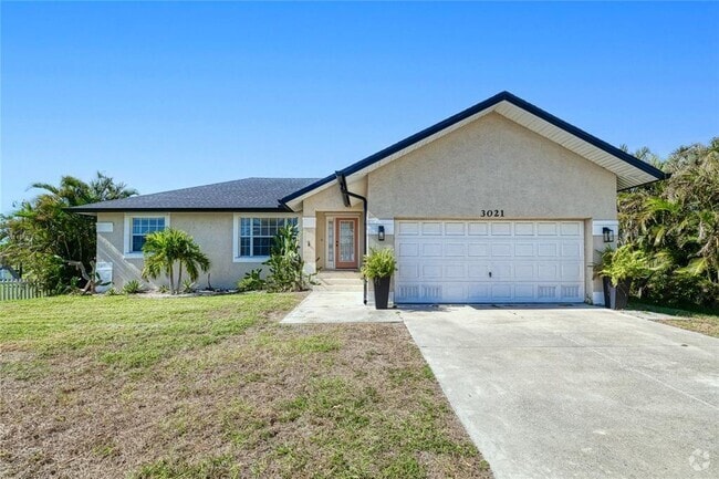 Building Photo - 3021 Palm Dr Rental