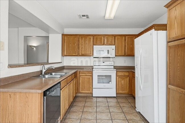 Photo - 236 W Angus Rd