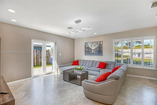 Photo - 4710 NE 18th Terrace