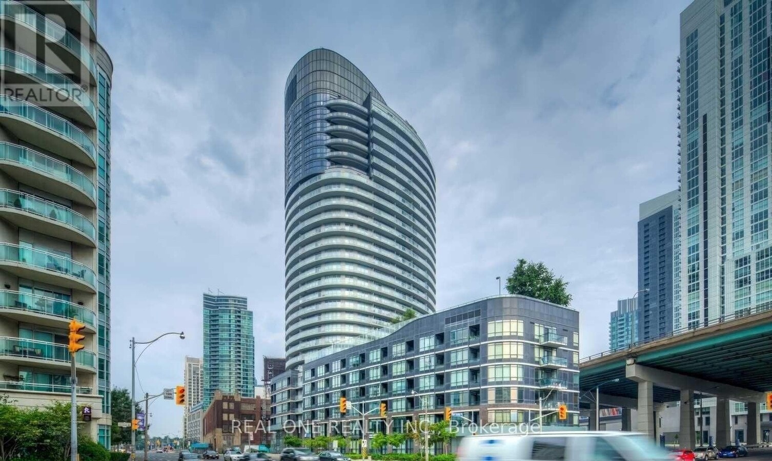 Photo - 38 Dan Leckie Way Unit 615